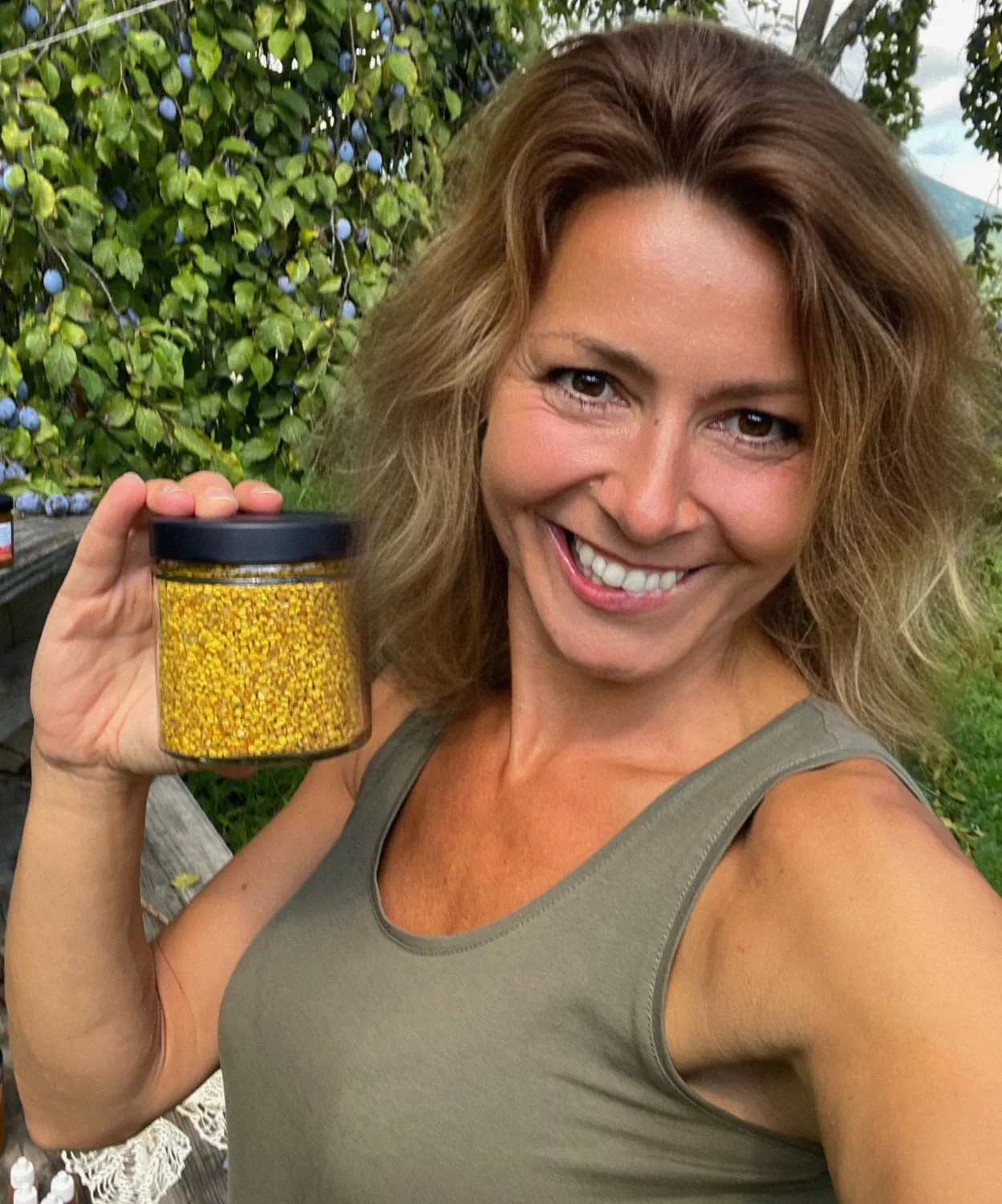 Eva Naboschni Blütenpollen  von HHK Hanseatic Honey Accounting GmbH