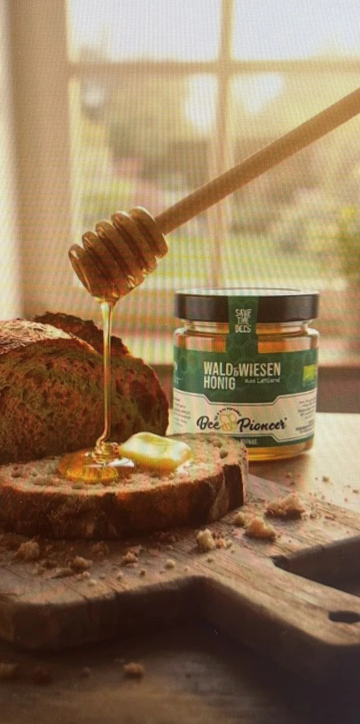 Bee Pioneer Wald & Wiesen Honig auf Brot - Honig für Bäckereien und Handwerk